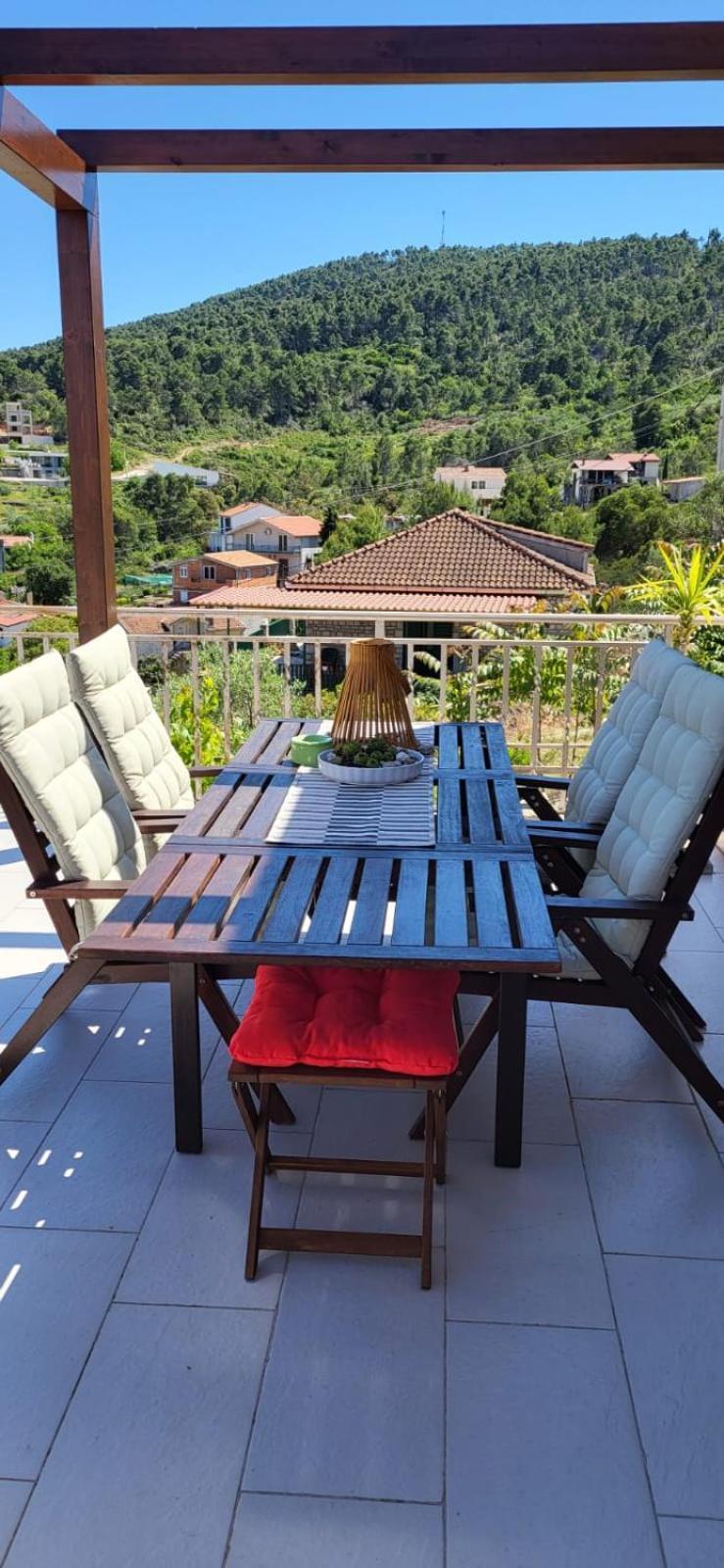 New Apartment With Panoramic View Stomorska Bagian luar foto