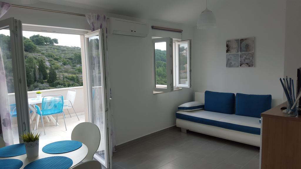 New Apartment With Panoramic View Stomorska Bagian luar foto