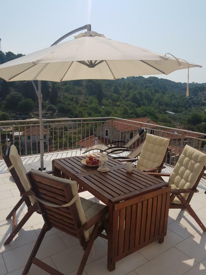 New Apartment With Panoramic View Stomorska Bagian luar foto